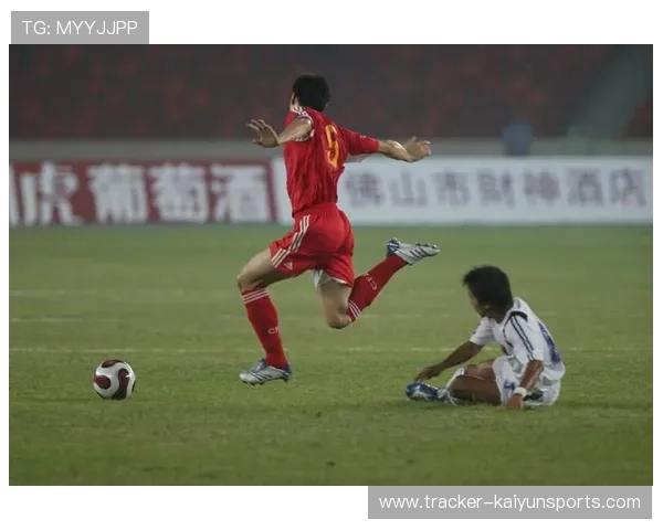 足球球星之间的深厚友谊与合作精神共谱精彩赛场传奇