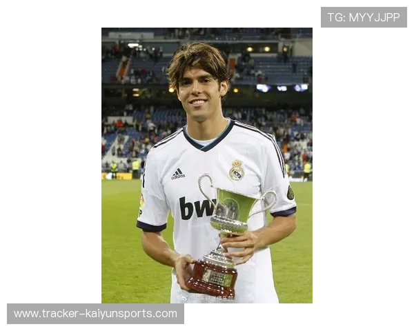 酷卡足球球星卡卡首度亮相 强力回归演绎传奇时刻